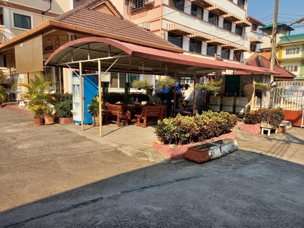 Apartament Baan Aranya Chiang Mai Zewnętrze zdjęcie